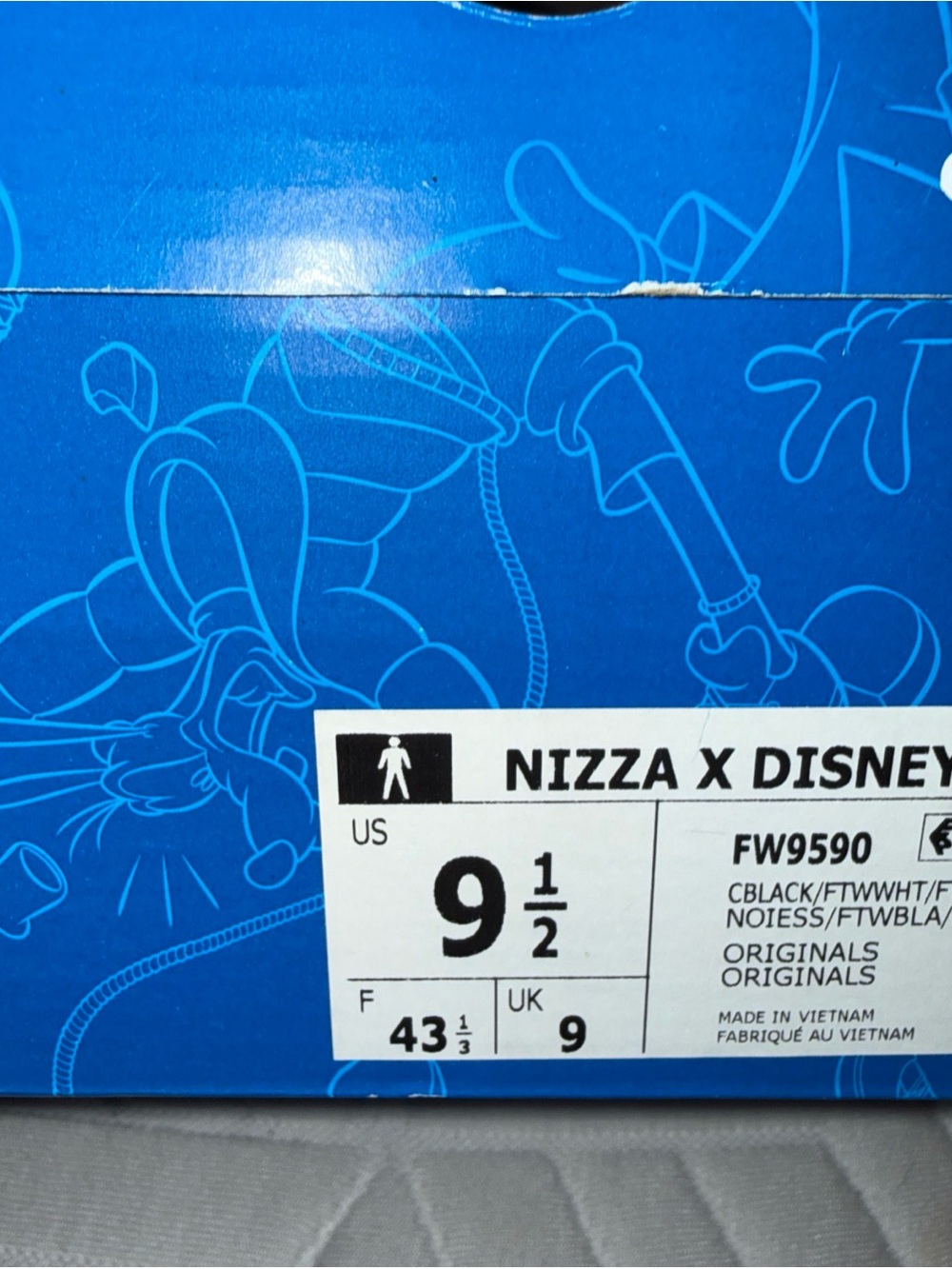 adidas Nizza X Disney Goofy Shoes size 9.5